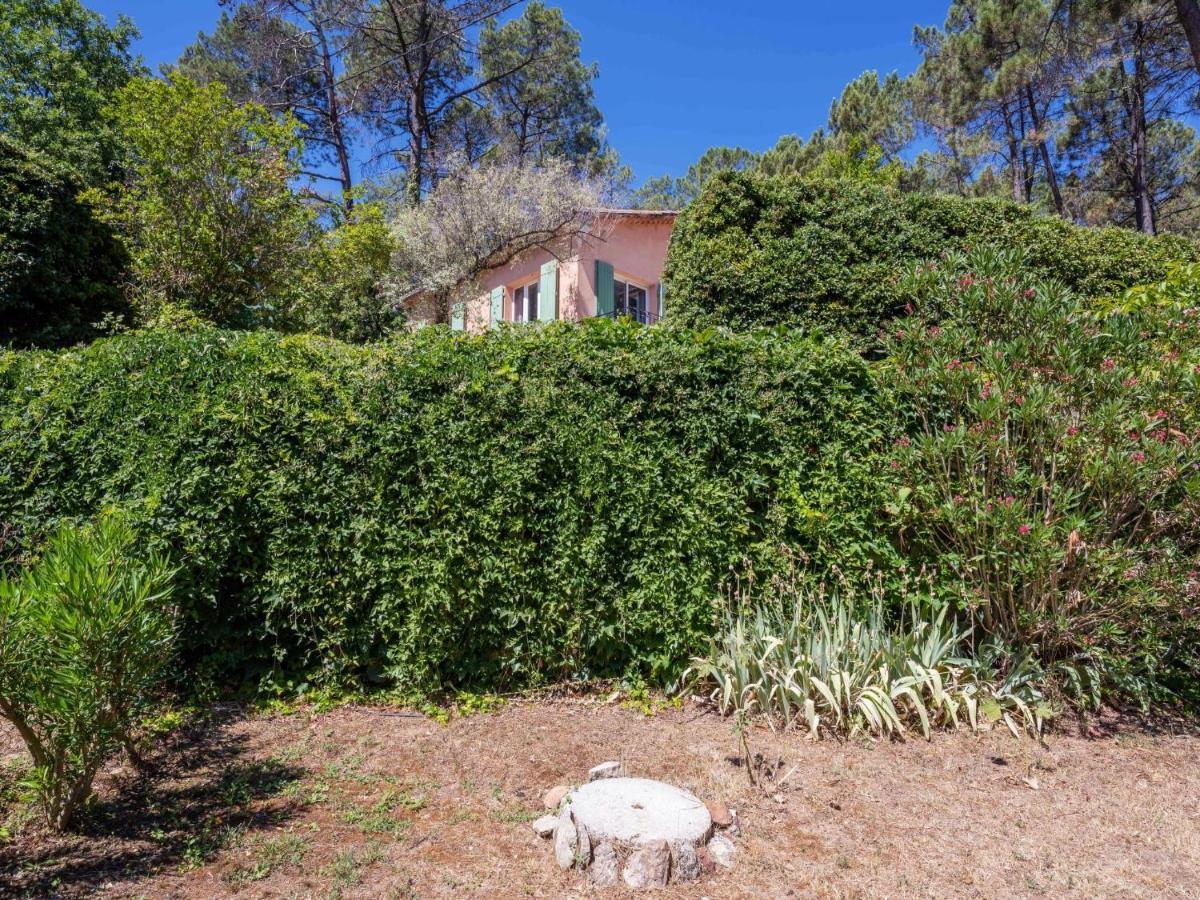 Holiday Home Les Ecureuils By Interhome Saint-Pantaléon Exterior photo
